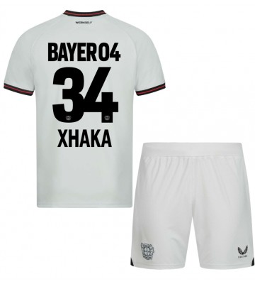 Bayer Leverkusen Granit Xhaka #34 Segunda Equipación Niños 2023-24 Manga Corta (+ Pantalones cortos)